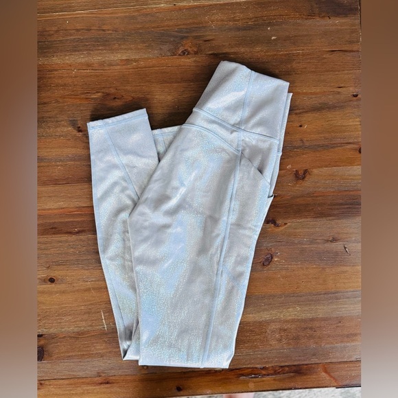 FABILETICS Oasis PureLuxe High-Waisted Leggings Silver - Picture 5 of 12